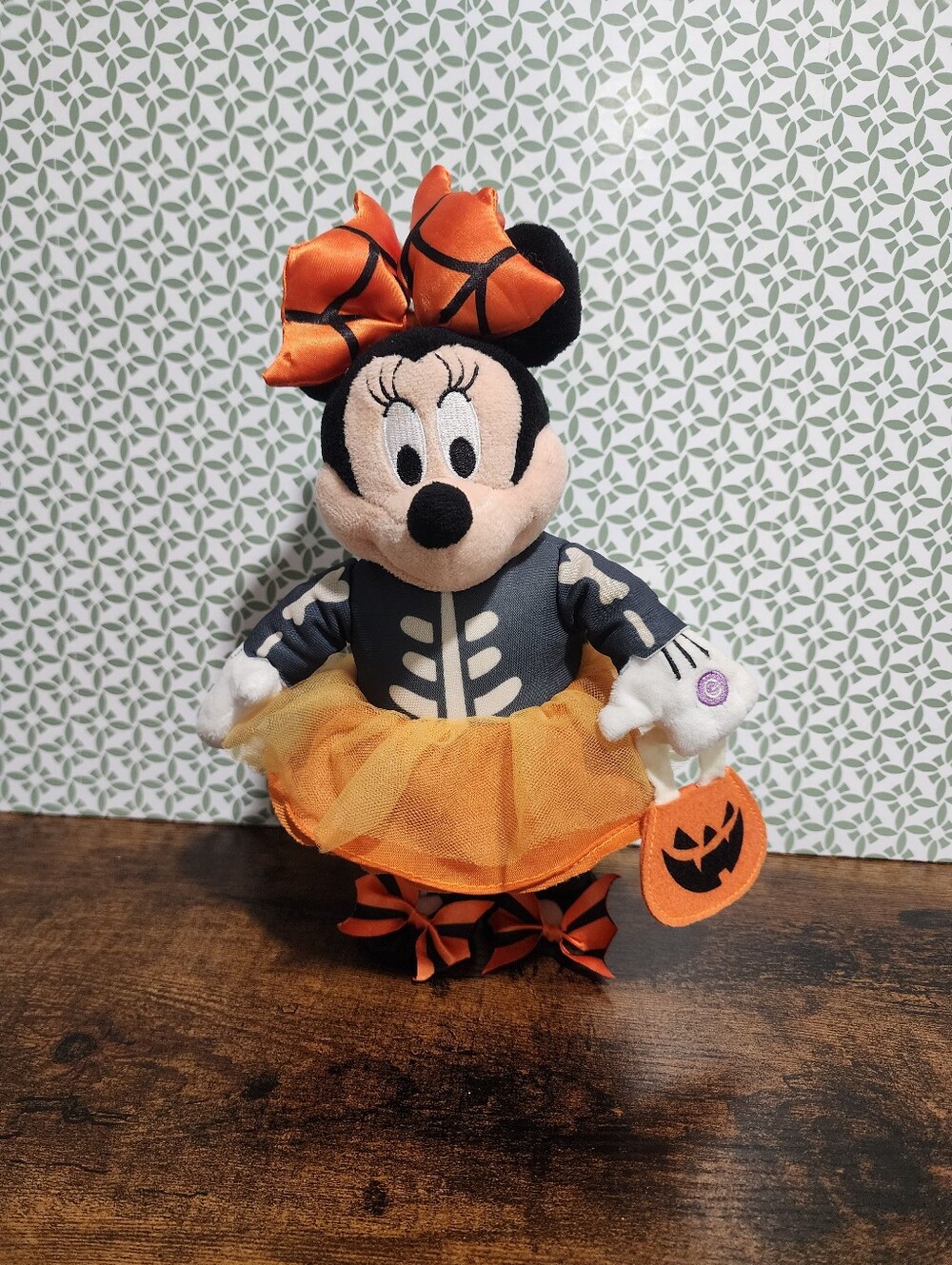 Disney Walking Minnie Mouse Orange & Black Skeleton Halloween Decor